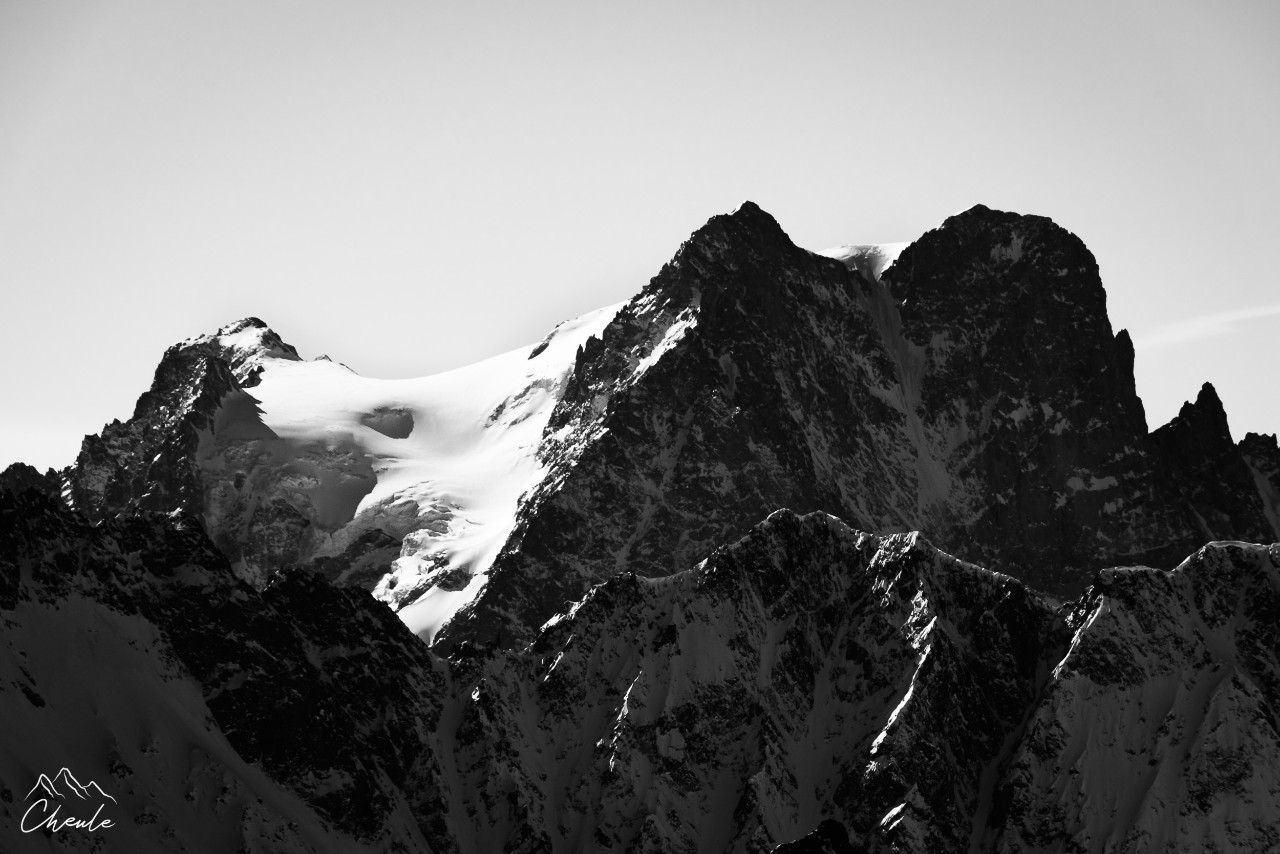 ©Cheule Photography - Noir & Blanc - Black and White - Téléobjectif - Paysage - Écrins - Pelvoux - Glacier des violettes - Haute montagne - Parc national des Écrins - Zoom - Hautes Alpes