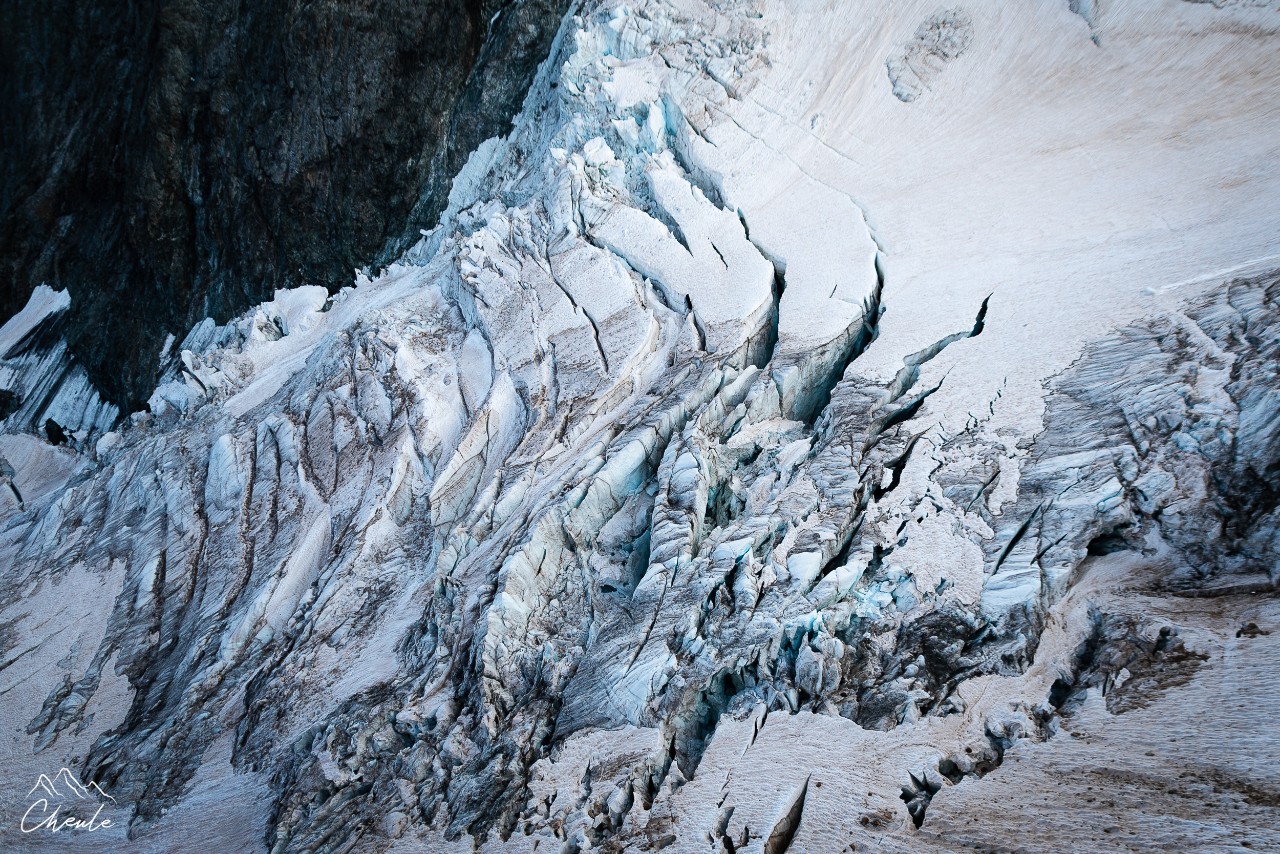 © Cheule Photography - Les Alpes et leur accueil chaleureux - Écrins - Paysage - La Meije - Glacier de l'Homme - Séracs - Glacier - Crevasses - Glace - Hautes Alpes