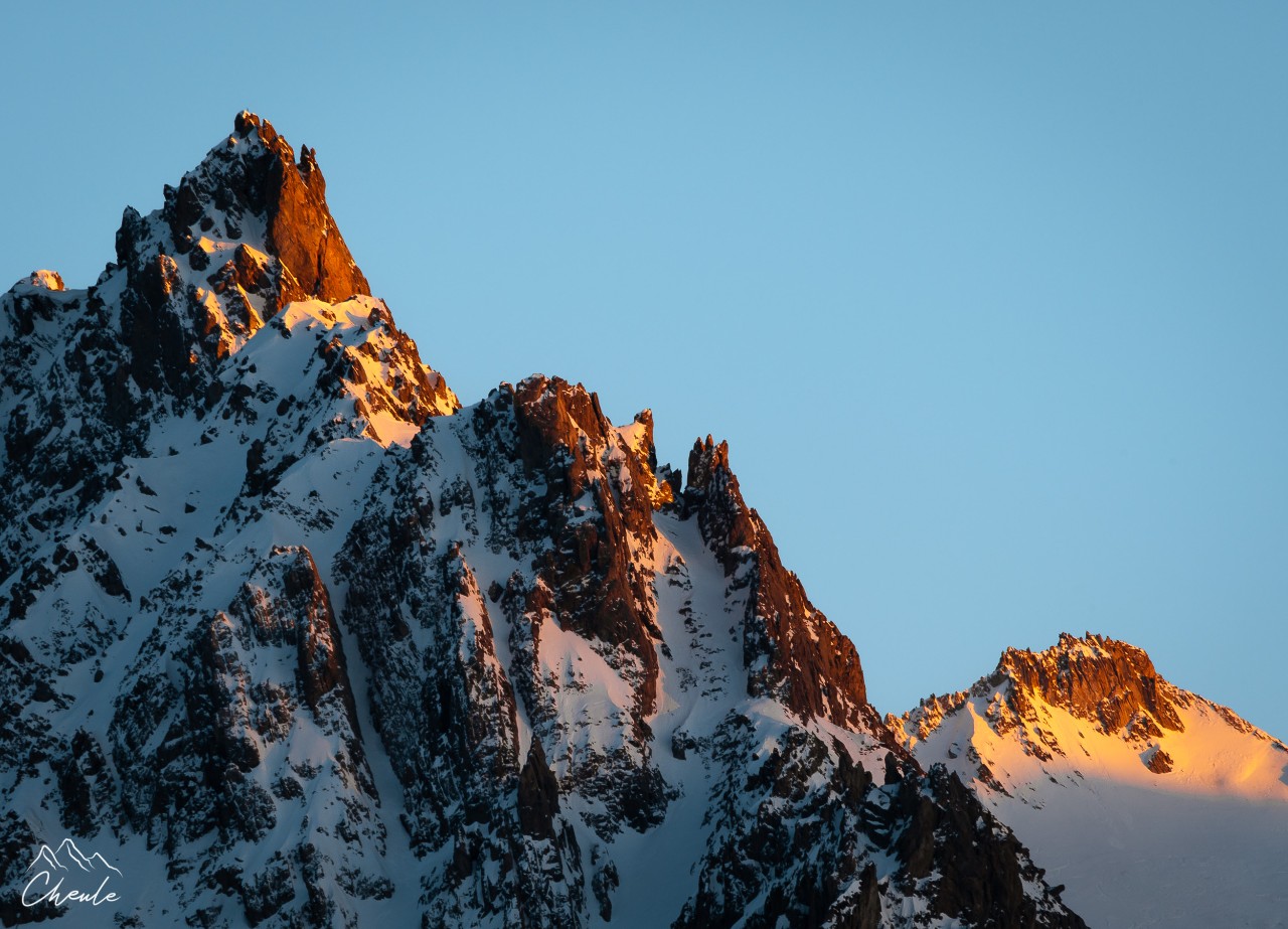 ©Cheule Photography - Les Alpes et leur or blanc - Cerces - Paysage - Coucher de soleil - Sunset - Montagne - Crête du Diable