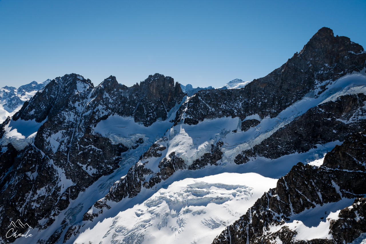 ©Cheule Photography - Les Alpes et leur or blanc - Glacier supérieur du Lautaret - Paysage - Écrins - Pic Gaspard - Haute montagne - Séracs - Hautes Alpes