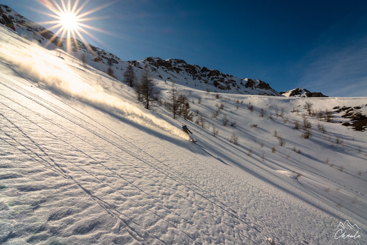 ©Cheule Photography - Les Alpes et leur or blanc - Snow - Freeride - Poudreuse - Fonts de Cervières - Théo Mathonnet - Izoard
