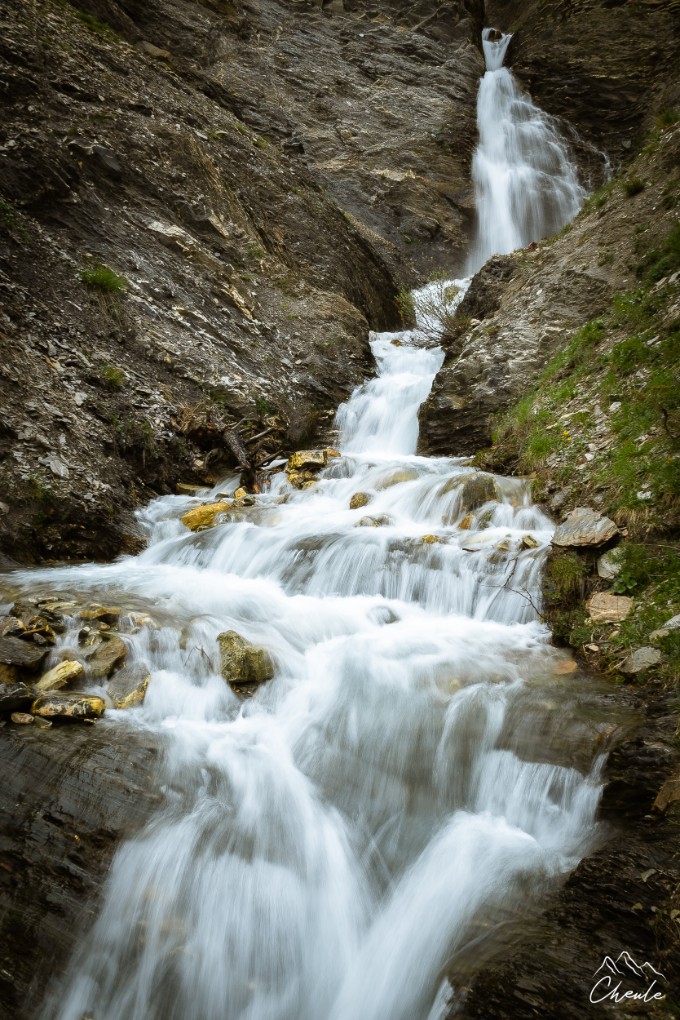 © Cheule Photography - Les Alpes et la vie qui fleurit - Paysage -  torrent - Rivière - cours d'eau - Cascade - Le Casset - Cerces - Printemps - Hautes Alpes