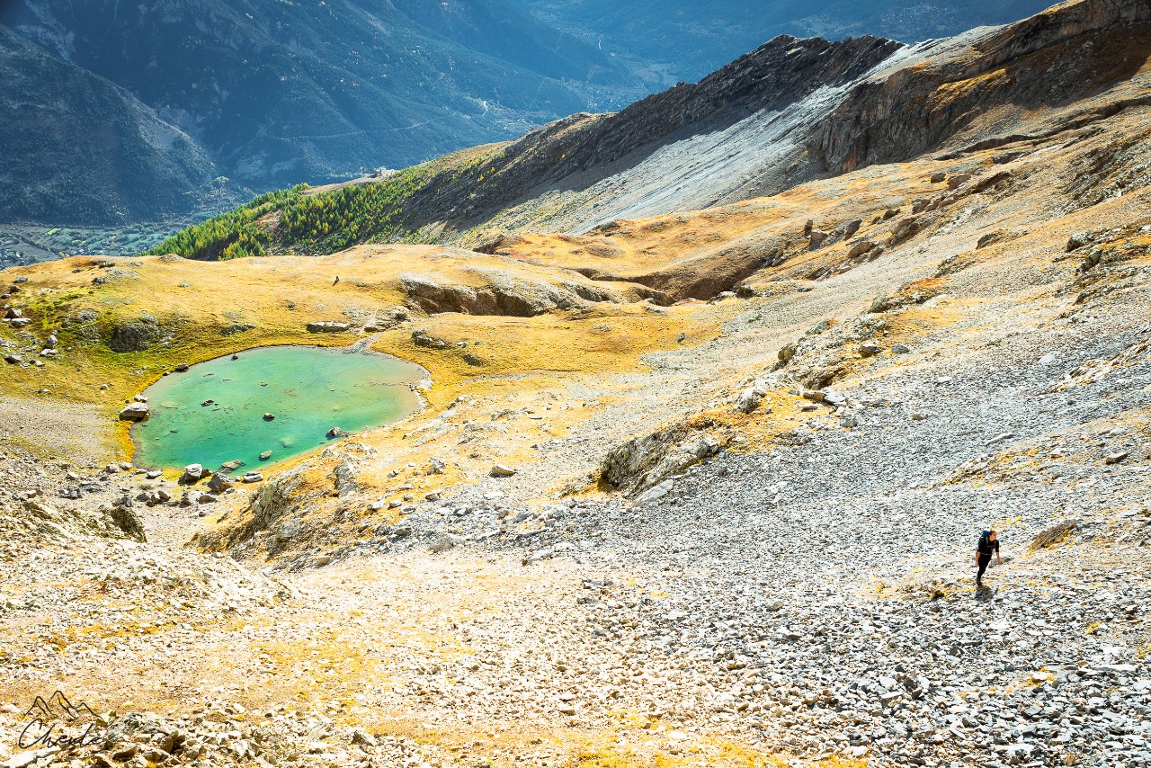 © Cheule Photography - Les Alpes et leur couleurs tango - Puy Aillaud - Lac - Randonnée - Montagne - Paysages - Automne - Hautes Alpes