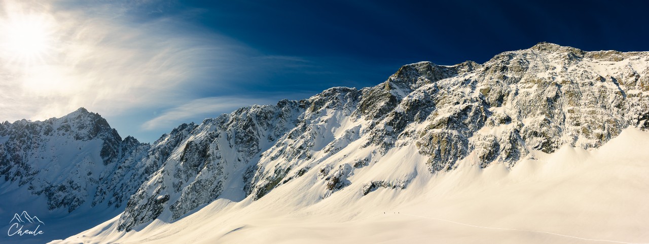 ©Cheule Photography - Panoramique - Panorama - Snow - Freeride - Poudreuse - Écrins - Arsine - Couloir - Brêche Cordier - Neige - Sauvage - Glacier - Paysage - Sunrise