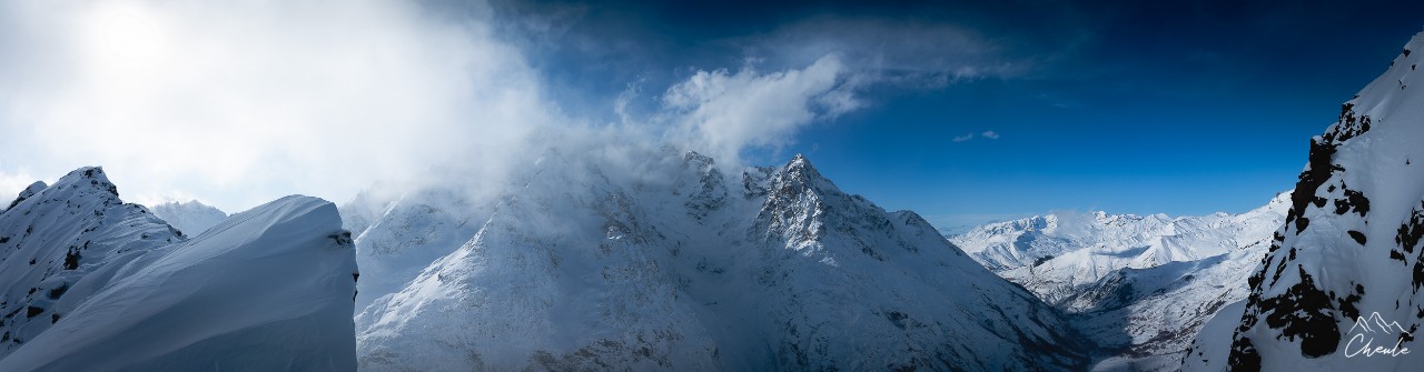 ©Cheule Photography - Panoramique -  Panorama - Col de Laurichard - Paysage - Écrins - La Meije - Haute montagne - Hiver - Nuages